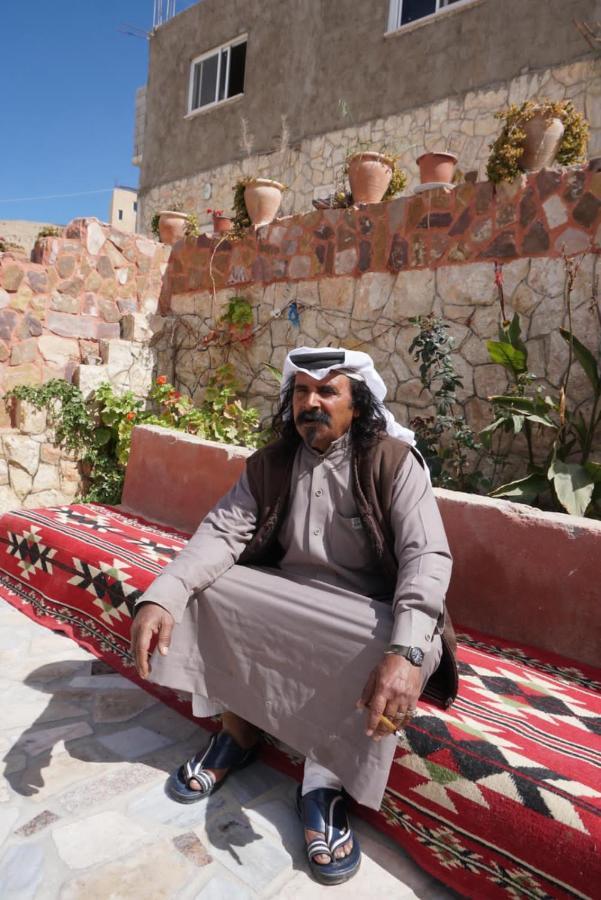 Happy Bedouin House Petra Bed & Breakfast Al Hayy Ngoại thất bức ảnh