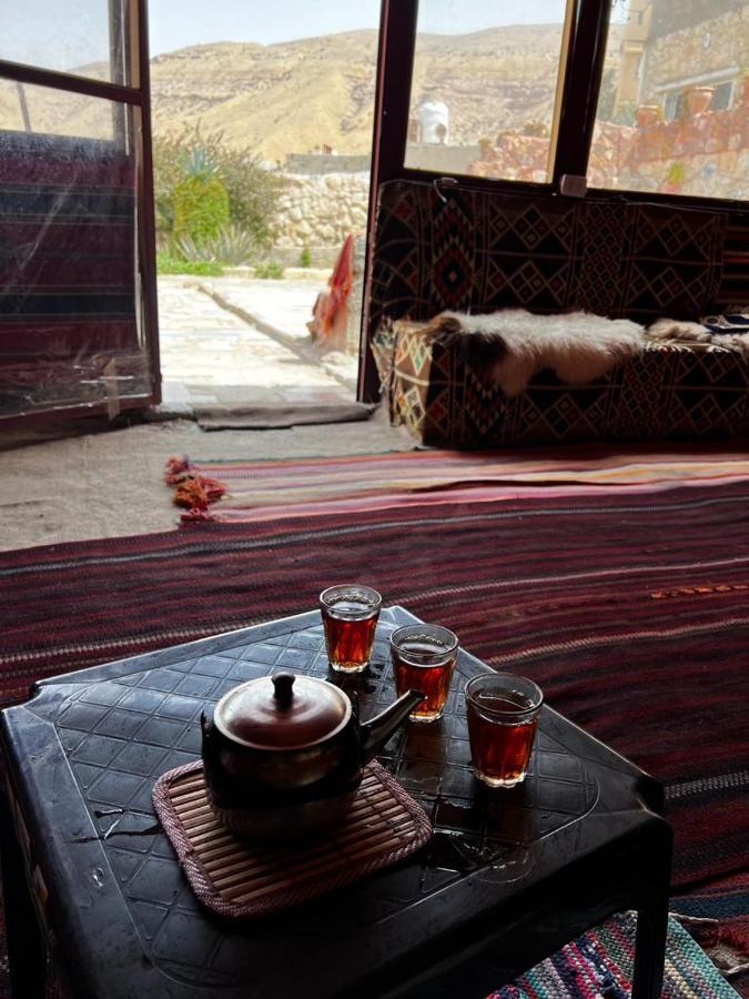 Happy Bedouin House Petra Bed & Breakfast Al Hayy Ngoại thất bức ảnh