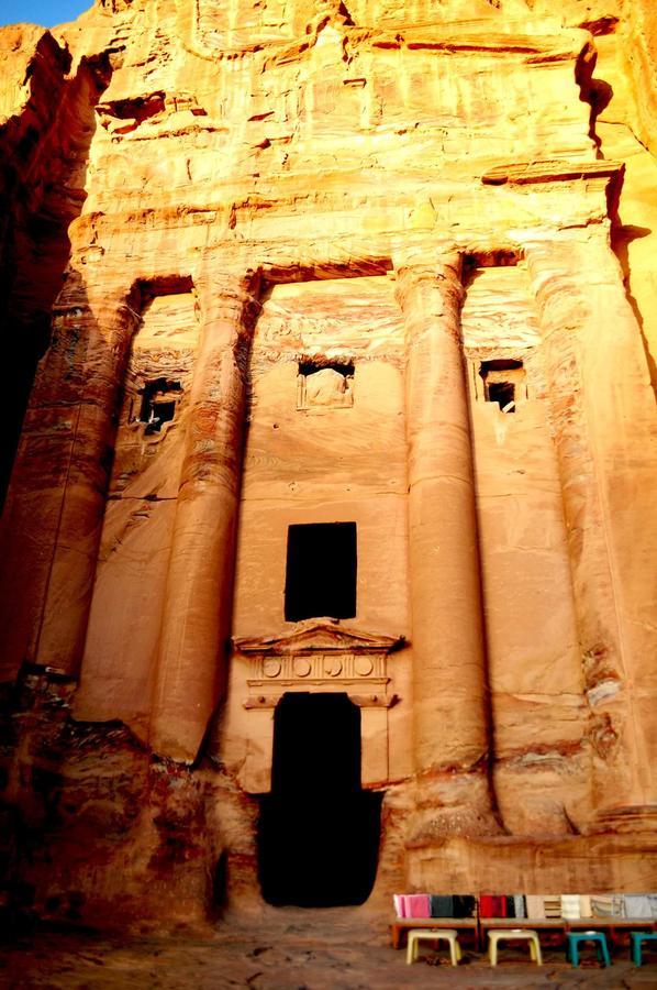 Happy Bedouin House Petra Bed & Breakfast Al Hayy Ngoại thất bức ảnh